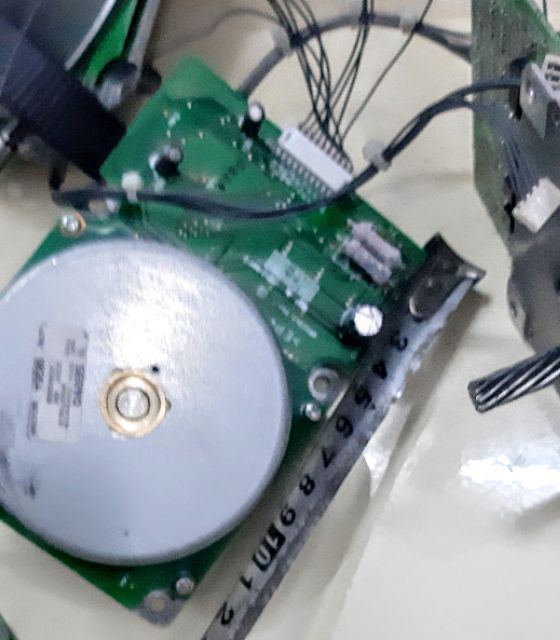 Motor bldc brusless 14-24v/48w chạy max 2500v/phút