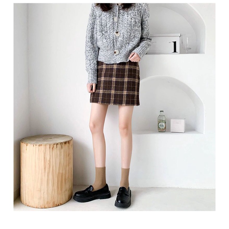 Vớ Ống Lửng Kẻ Sọc Dễ Phối Đồ Thời Trang Hàn Quốc Cho Nữ