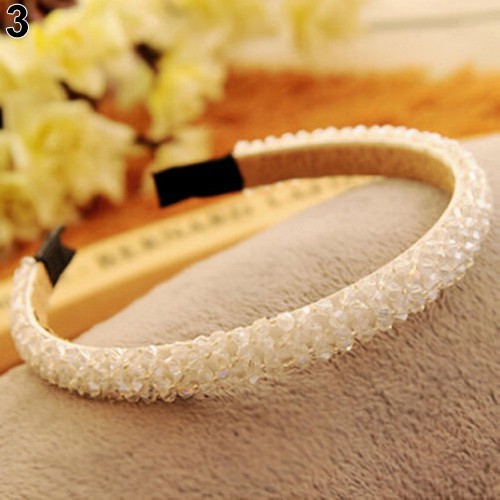 Cài tóc cho nữ có đính đá nhiều màu sắc đầy sang trọng