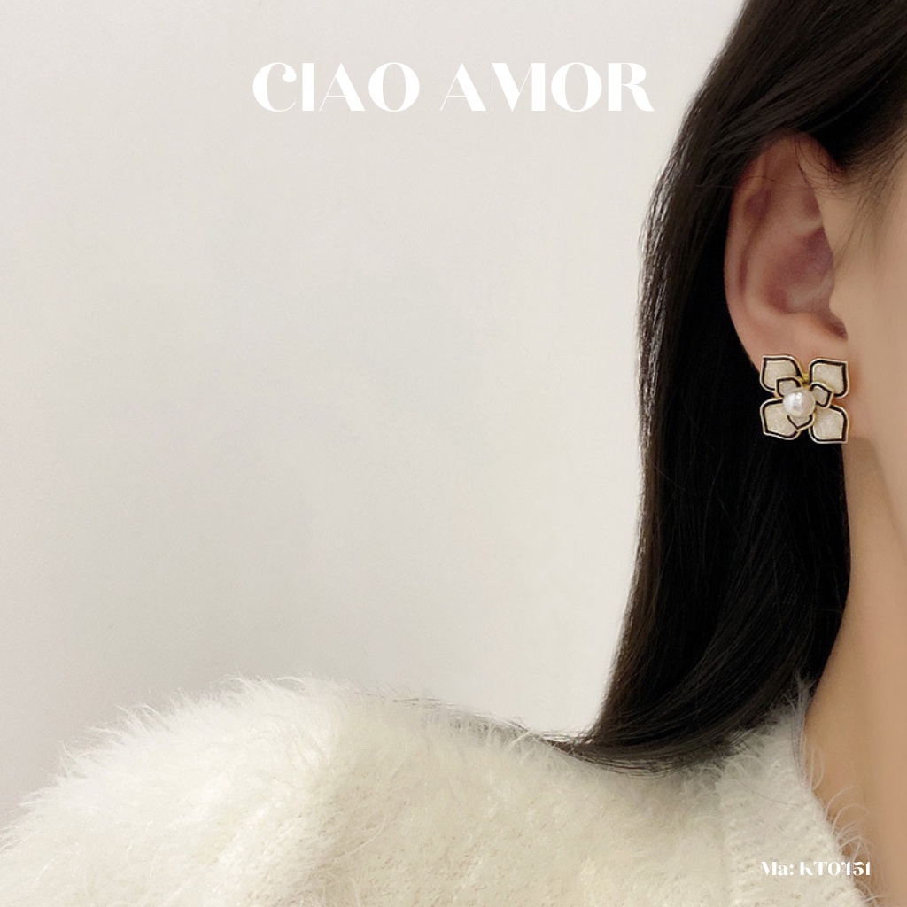 KT0451-Khuyên tai nữ, Bông tai nữ bạc 925 hoa cúc 4 cánh viền đen sang trọng đi tiệc Trang sức Ciao Amor