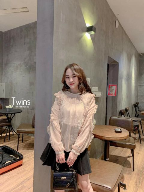Áo bánh bèo new sz M fom nhỏ