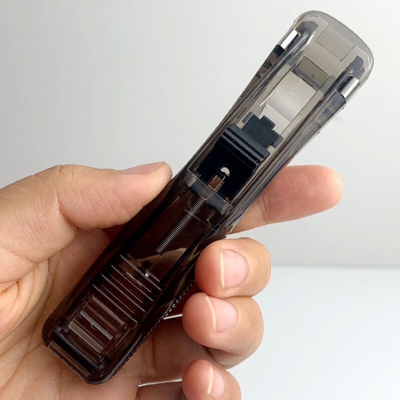 Kẹp ghim bấm giấy mini trong suốt.kẹp siêu chắc không làm rách giấy, đáng yêu