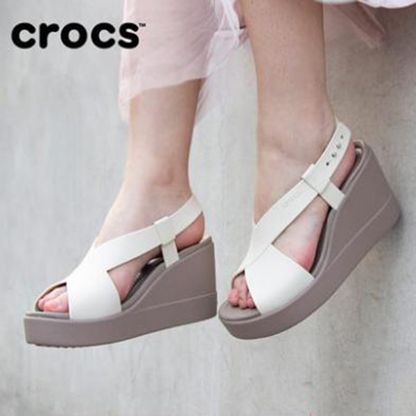 dép sandal đế xuồng 8cm nhựa cá sấu blooklyn high wedge đi mưa, lội nước, đi biển, chống hôi chân