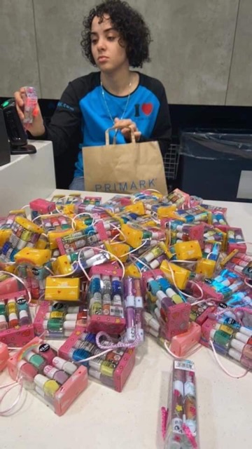 Set sơn móng tay an toàn cho bé gái