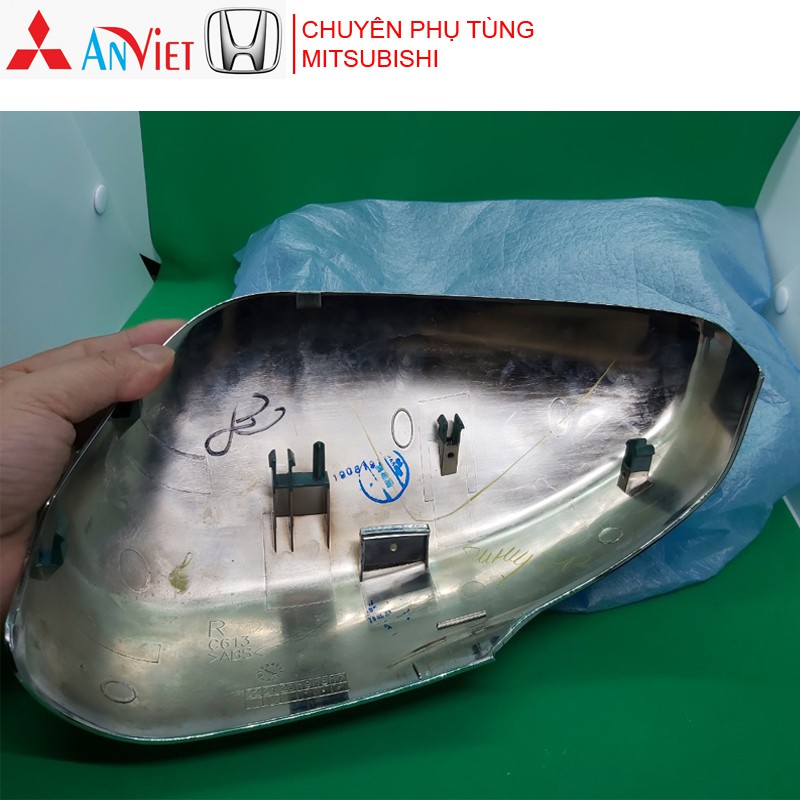 Ốp gương xe Mitsubishi Xpander - Loại Có Mạ, Hàng xịn chính hãng