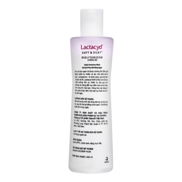 Dung dịch vệ sinh phụ nữ Lactacyd Soft & Silky 250ml