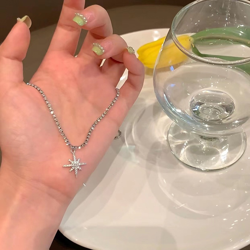 Vòng cổ Mặt Ngôi Sao Năm Cánh