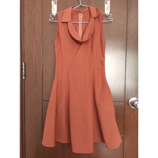 Thanh lý váy Gumac size S