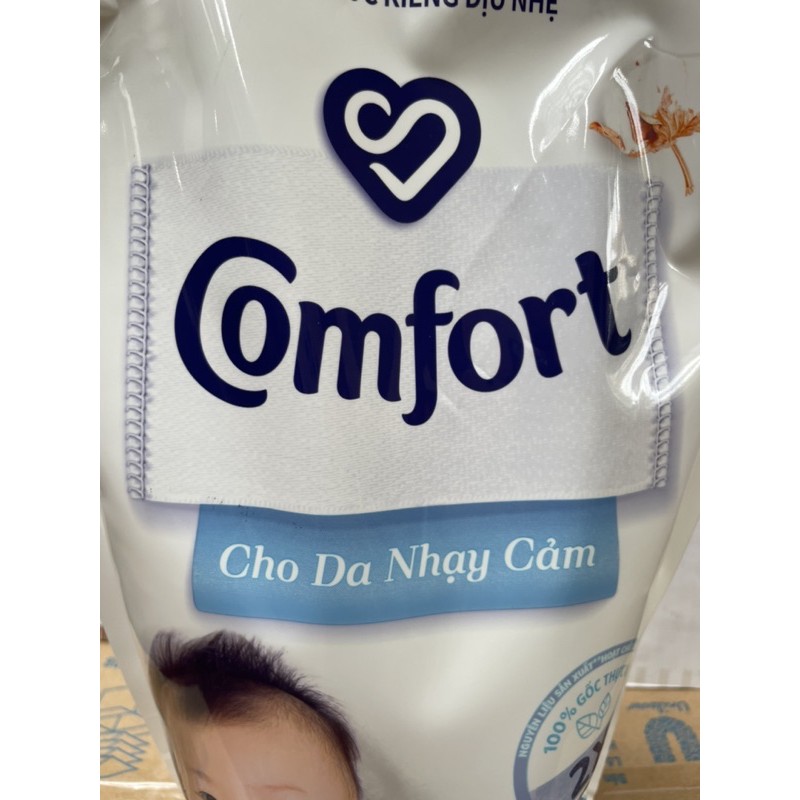 Túi Nước Xả Vải Comfort Cho Da Nhạy Cảm 1,8L (Mầu Trắng)