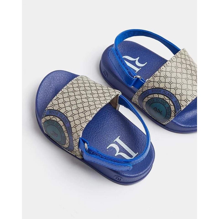 Dép sandal bé trai chính hãng river sz 5-9uk giá sale