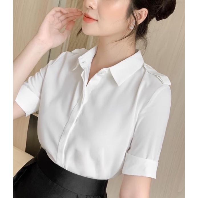 Sơ mi trắng cộc tay có cầu vai, sơ mi kiểu dáng đơn giản dễ mặc