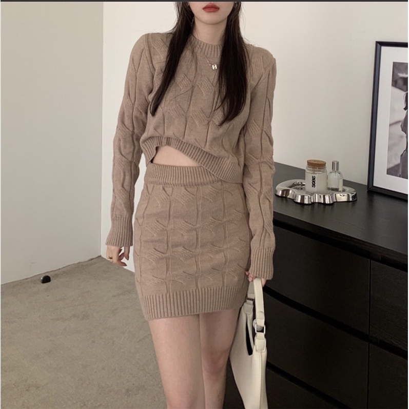 Set áo len VAYO Bộ Đầm Len áo croptop tay dài ôm body chân váy thời trang nữ đẹp dưới 55kg | BigBuy360 - bigbuy360.vn