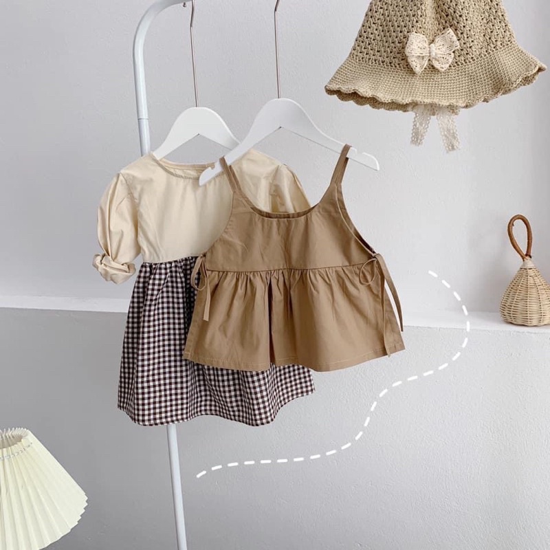 Set váy kèm yếm bé gái
