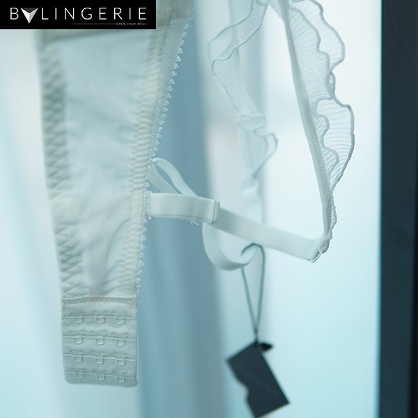 Bộ Đồ Lót Ren Nữ Siêu Gợi Cảm, Áo Lót Nữ Lingerie Sexy Nâng Ngực Màu Trắng | BY LINGERIE | B205 | BigBuy360 - bigbuy360.vn