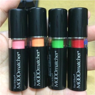 Mẫu mới 2018 .Son gió mỹ mood matcher mẫu mới