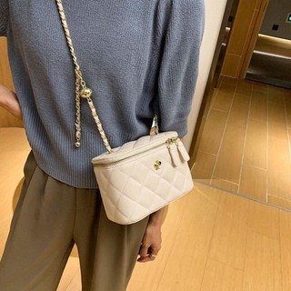 Túi xách dáng hộp size 18