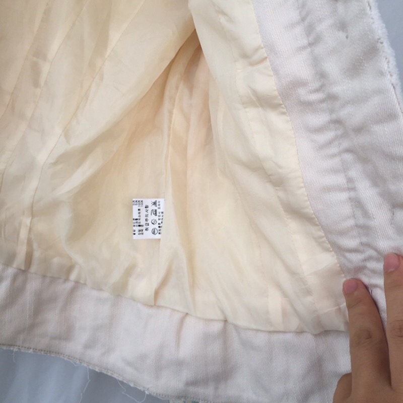 Áo khoác xinh xắn