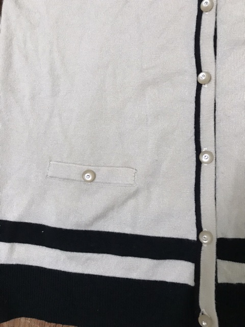 Áo len si hiệu Nhật