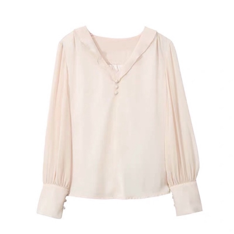 Set IU trong Hotel Del Luna