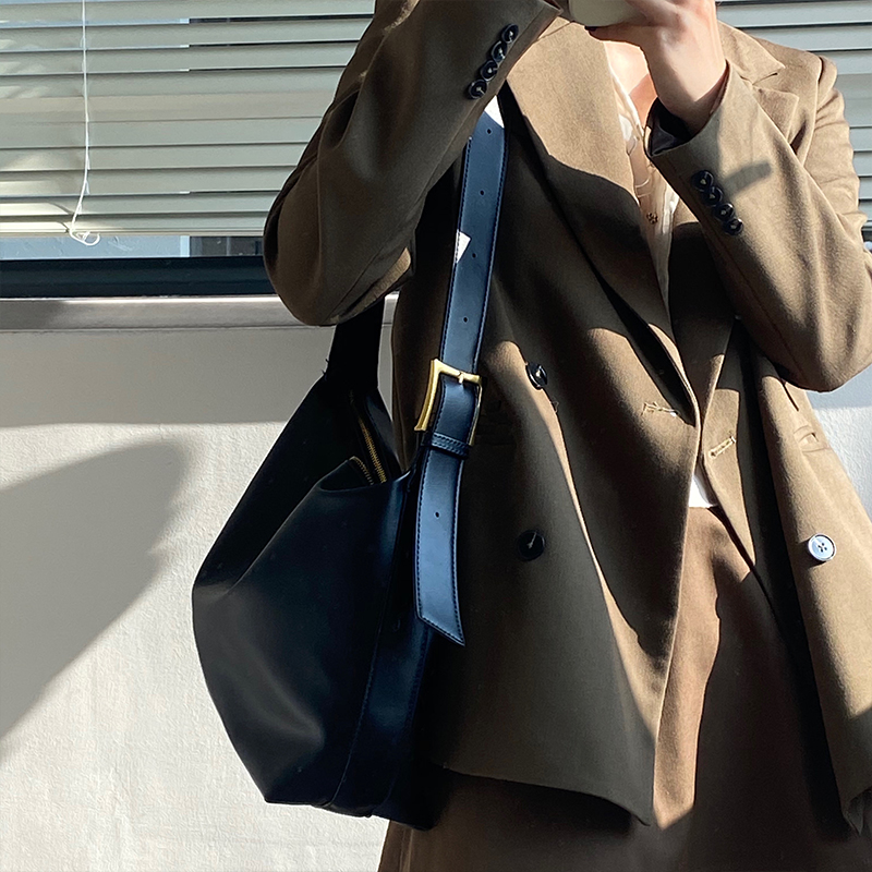 Túi đeo vai cỡ lớn đơn giản thời trang cho nữ dễ phối đồ