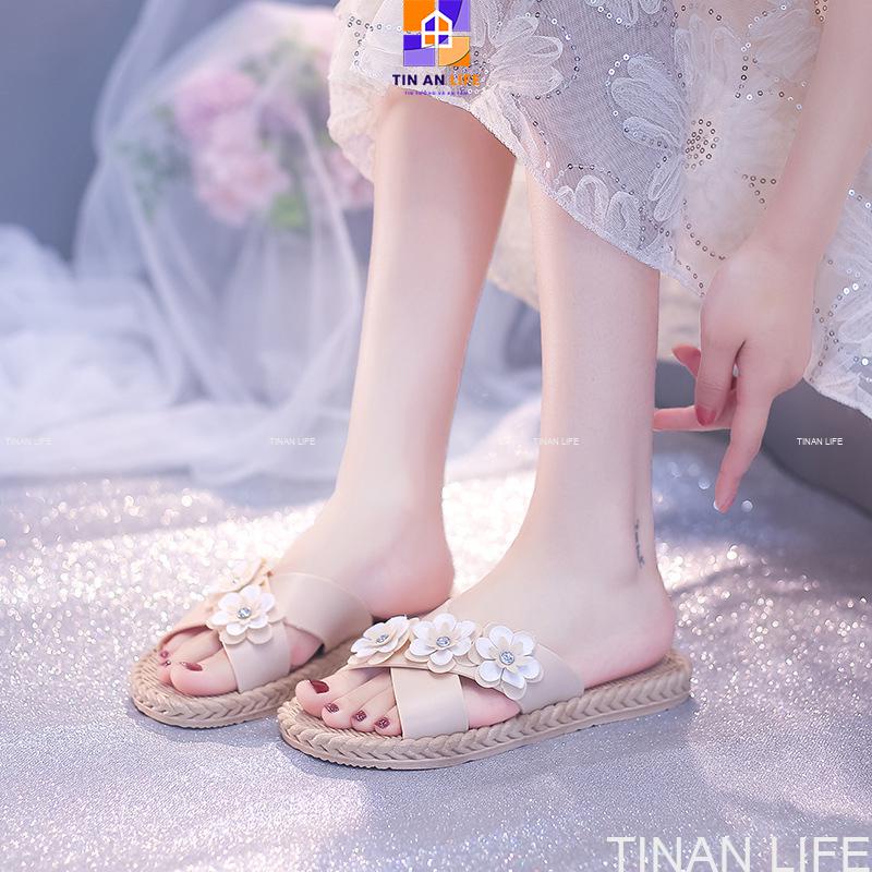 Dép Nữ Bông Hoa Quai Chéo Êm Chân, Đi Biển, Mang Trong Nhà, Bám Sàn Không Trơn Trượt