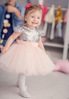 Đầm party siêu phẩm cho baby