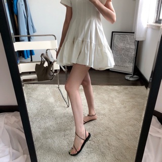 Đầm xếp ly dáng xoè