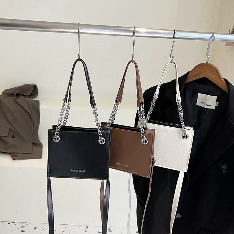 Túi Xách Dây Xích Đeo Vai Thiết Kế Mới Cao Cấp Thời Trang
