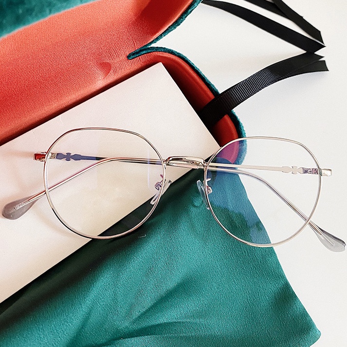 Mắt Kính Chống Bức Xạ Và Ánh Sáng Xanh Dành Cho Nam Và Nữ