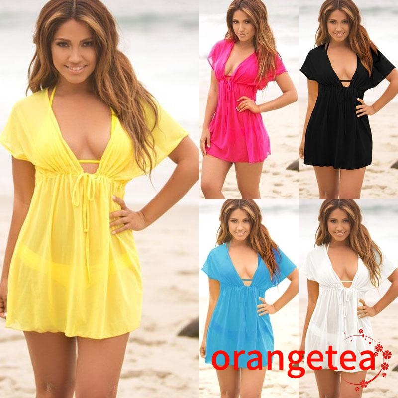 Đầm hai dây mặc ngoài bikini đi biển gợi cảm