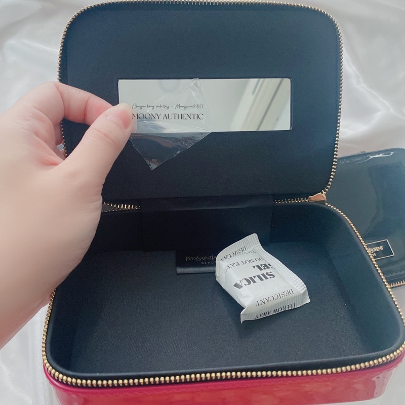 Túi pouch YSL gift siêu xinh mix dây