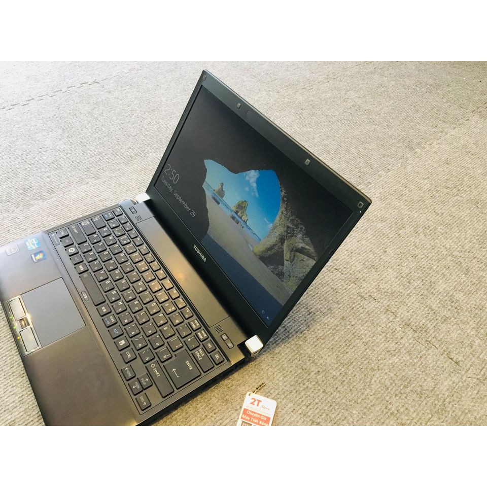 Laptop Toshiba Dynabook R731 siêu rẻ nhẹ chỉ 1.5KG chuyên văn phòng, chiến được liên minh | WebRaoVat - webraovat.net.vn