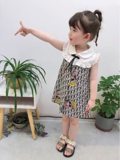 Váy DIOR cổ bèo trắng
