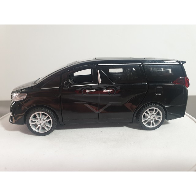 Xe mô hình Toyota Alphard, tỉ lệ 1:32
