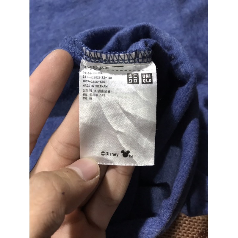 Áo thun ngắn tay Uniqlo x Disney màu xanh thêu mickey size L