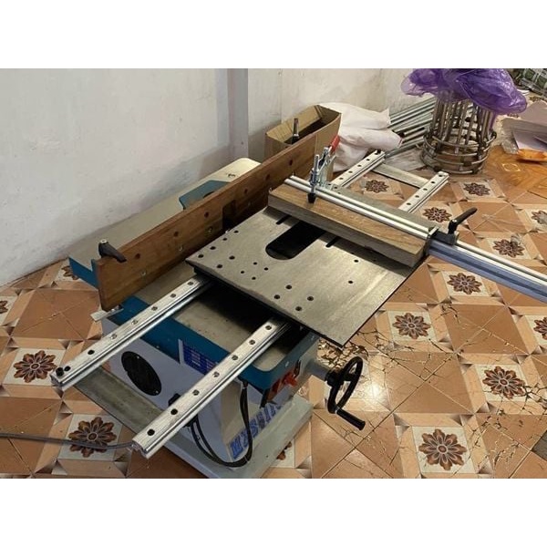 Combo bàn trượt chế , bàn  chế cắt phôi- quy cánh : bàn trượt chế + khung nhôm 1 mét + cữ chặn + kẹp gỗ như ảnh