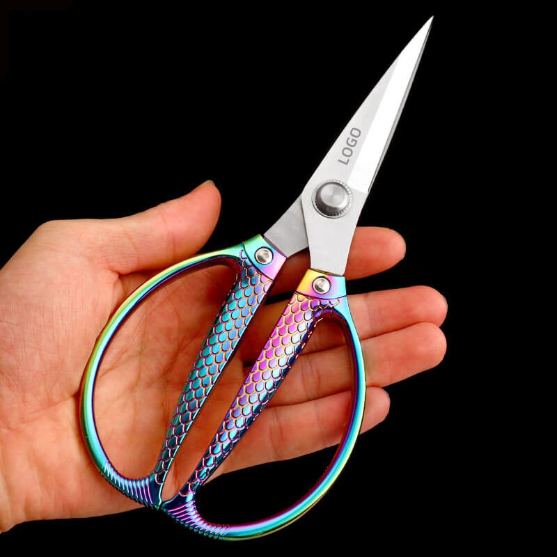 Kéo hợp kim TITAN Double Fish Pattern MÃ DT163 TCS