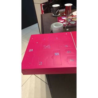 SET DƯỠNG DA 24 MÓN NOEL 2020