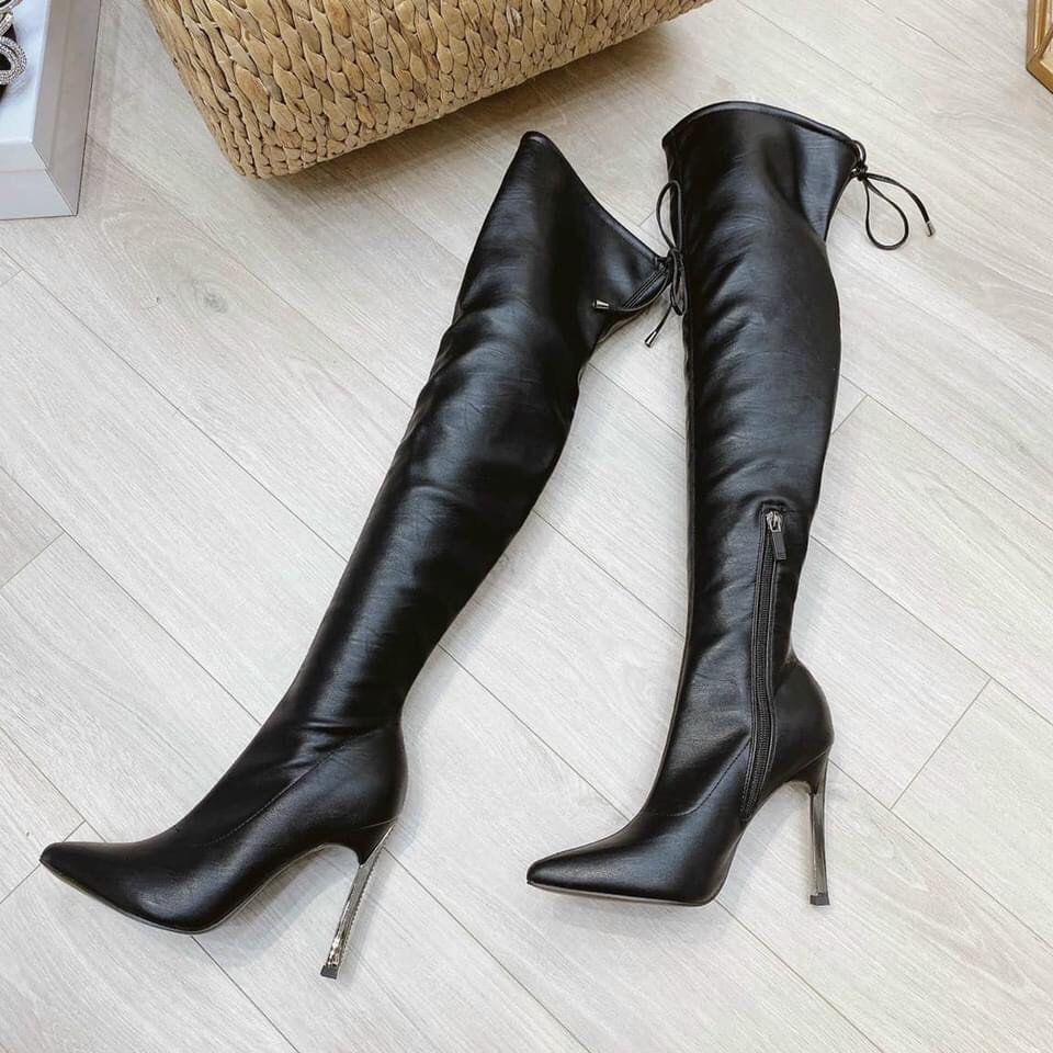 Boot Đùi Da Lì Mềm Qua Gối Cao Cấp Lót Nỉ Gót Nhọn Đính Đá 9cm Hai Màu Đen Và Trắng Kem Mã P56 Shop Phương Nhi