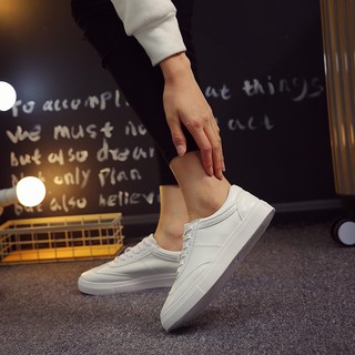 Giày Sneaker Nữ