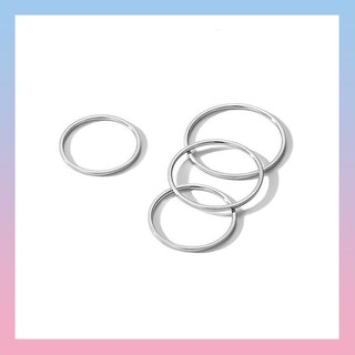 Nhẫn trơn mảnh idol giống BTS V