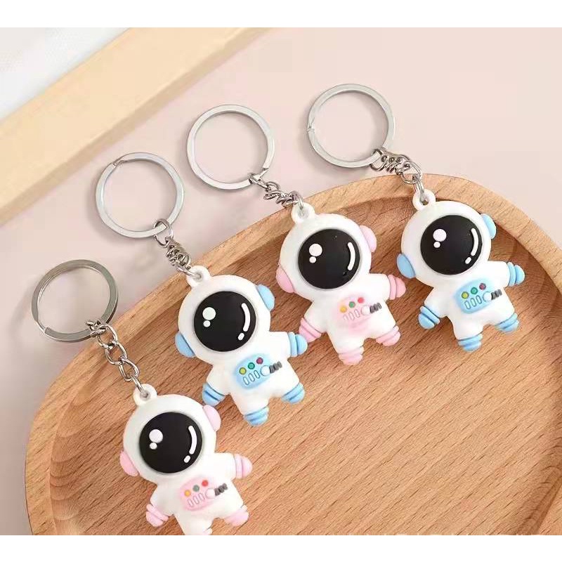 Móc Khóa Búp Bê Phi Hành Gia Sáng Tạo Gắn Quả Bông Trang Trí Ba Lô Cho Nữ