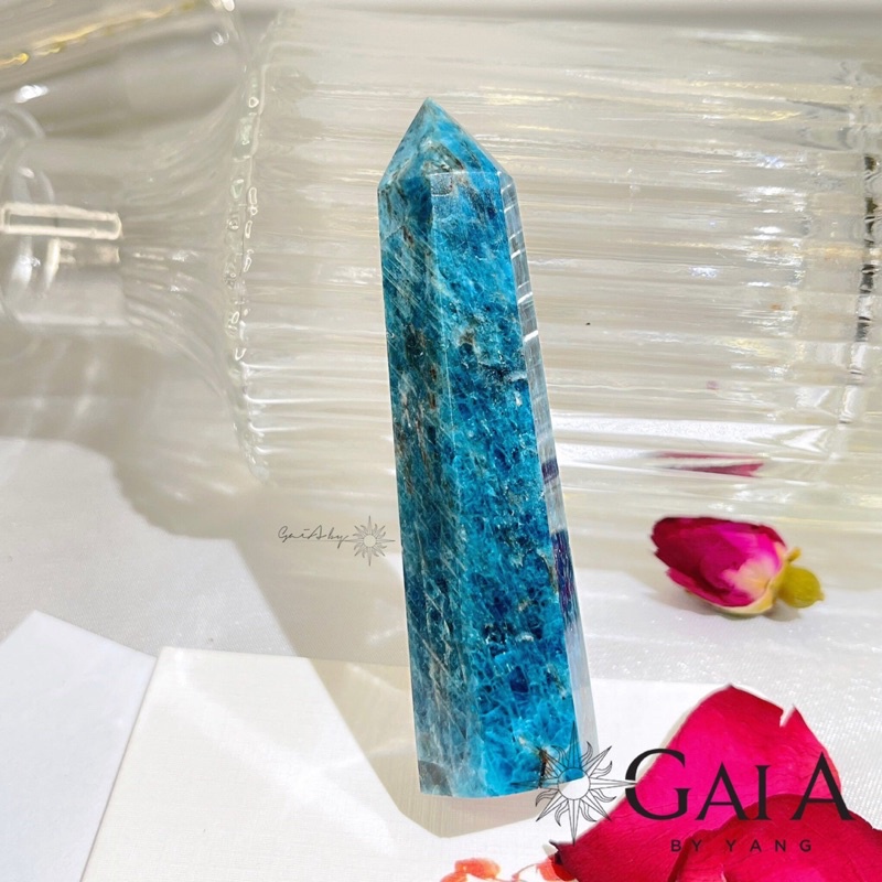 Trụ Đá Thô Apatite - Gaia By Yang