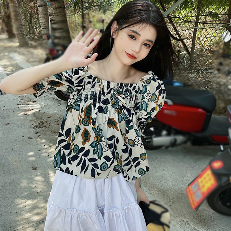 Áo Kiểu Ngắn Tay Cổ Vuông Phối Họa Tiết Hoa Xinh Xắn Thời Trang Dành Cho Nữ