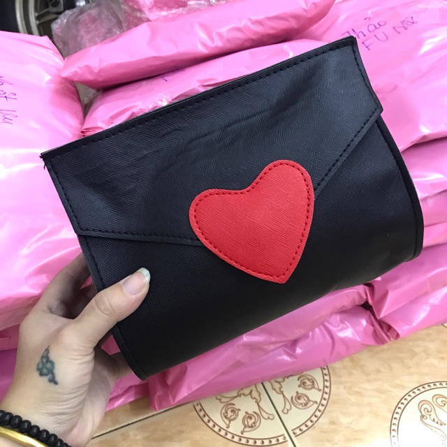 <Giá Công Phá>Túi đeo chéo tim đỏ | BigBuy360 - bigbuy360.vn