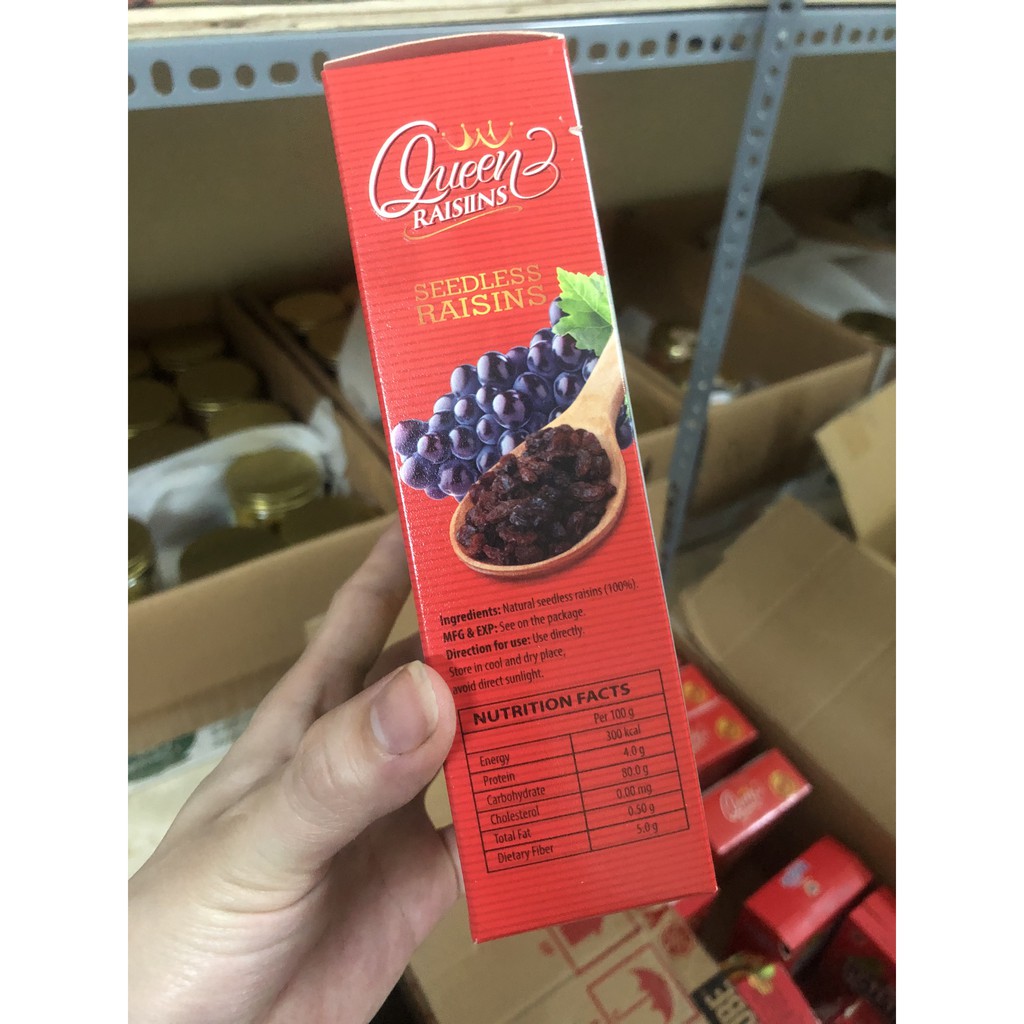 NHO KHÔ RAISINS QUEEN KING HỘP GIẤY 150GR