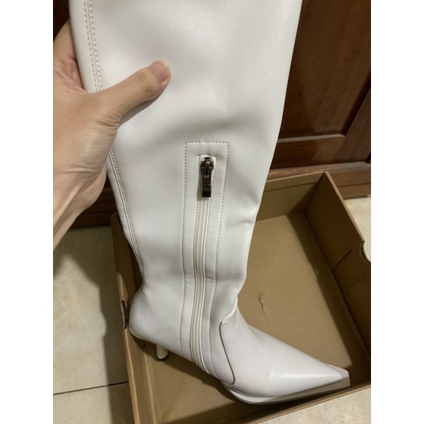 Thanh lý bốt đùi trắng mũi nhọn gót nhọn siêu sang chảnh size 36