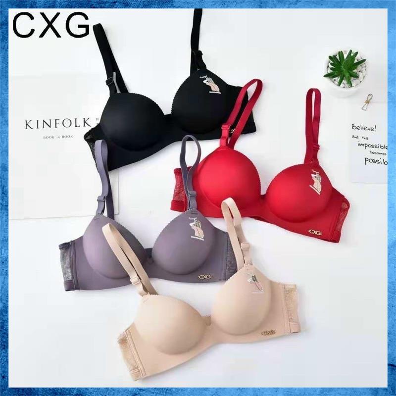Áo lót nữ su đúc CXG không gọng cup chéo đệm mút bàn tay nâng ngực họa tiết cô gái A7185