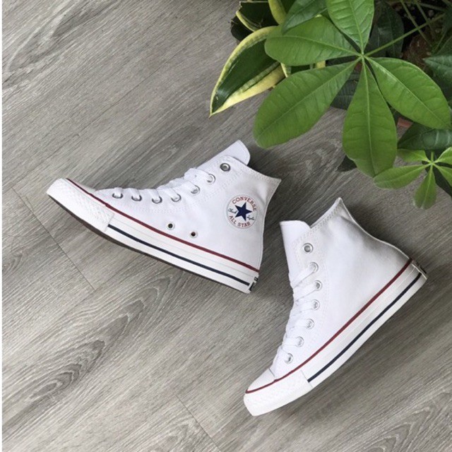 Giày Converse Chính Hãng Trắng Classic cổ cao ( Hàng trưng bày Store)