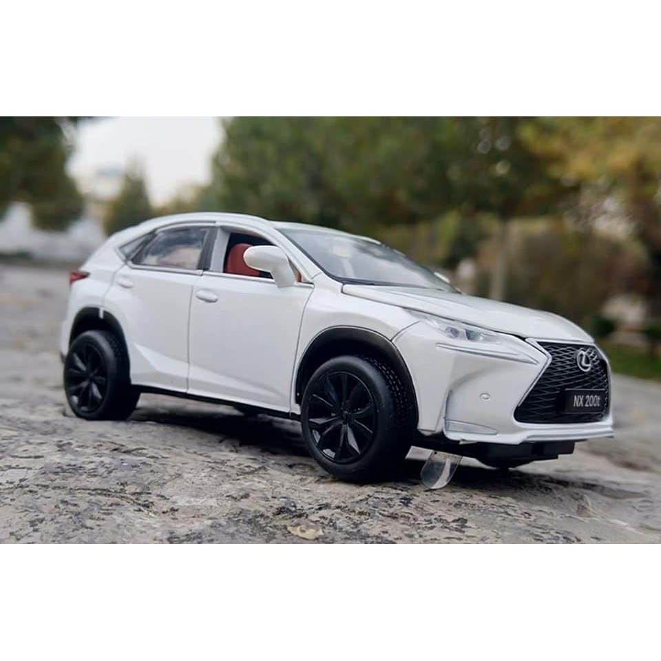 Mô hình xe Lexus NX200T 1/32 Jackiekim – Trắng